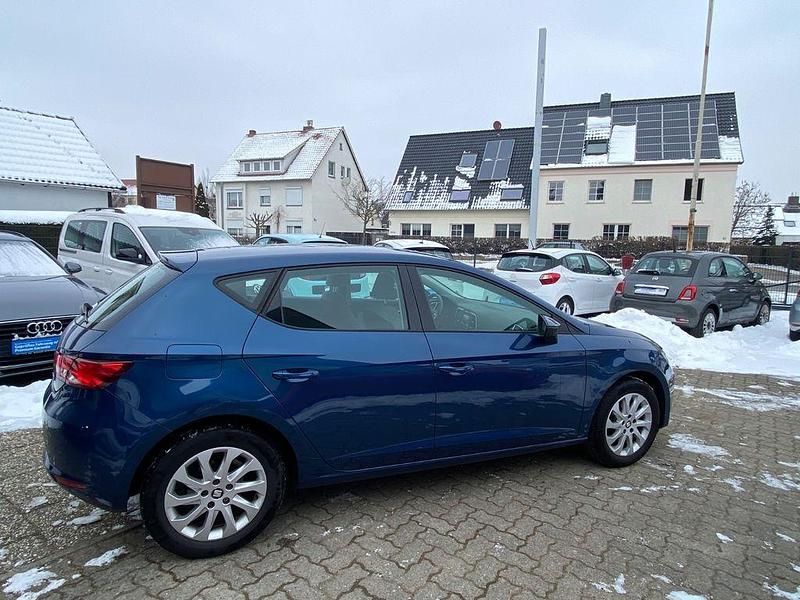 Gebraucht Seat Leon Style 110 PS (80 kW) 2017 Blau Limousine