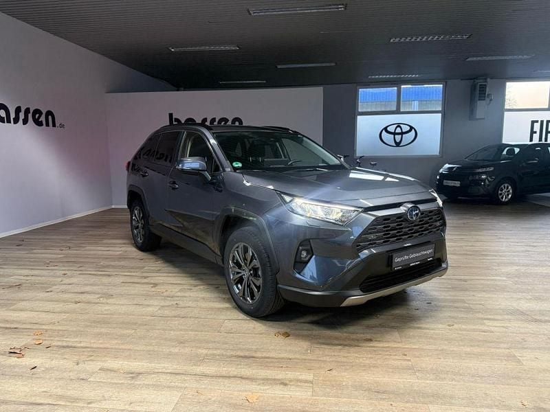 Gebraucht Toyota RAV4 Hybrid Team 218 PS (160 kW) 2023 Marlingrau metallic SUV