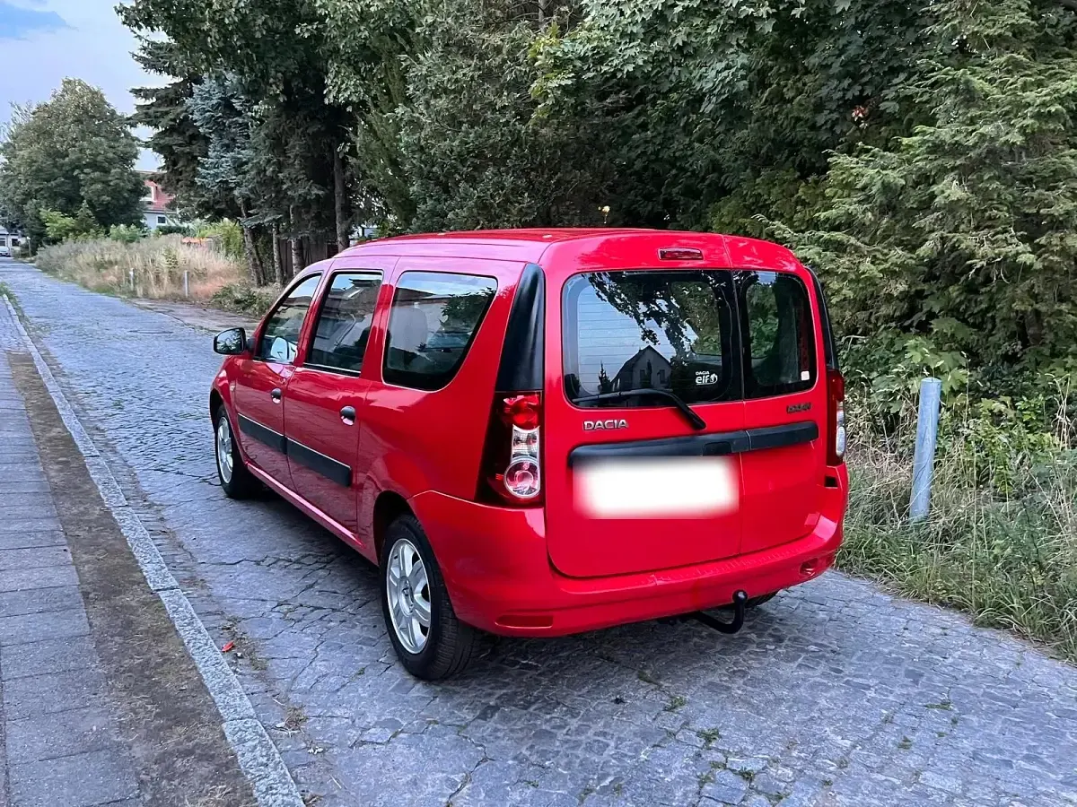 Gebraucht Dacia Logan MCV 87 PS (63 kW) 2013 Rot Kombi