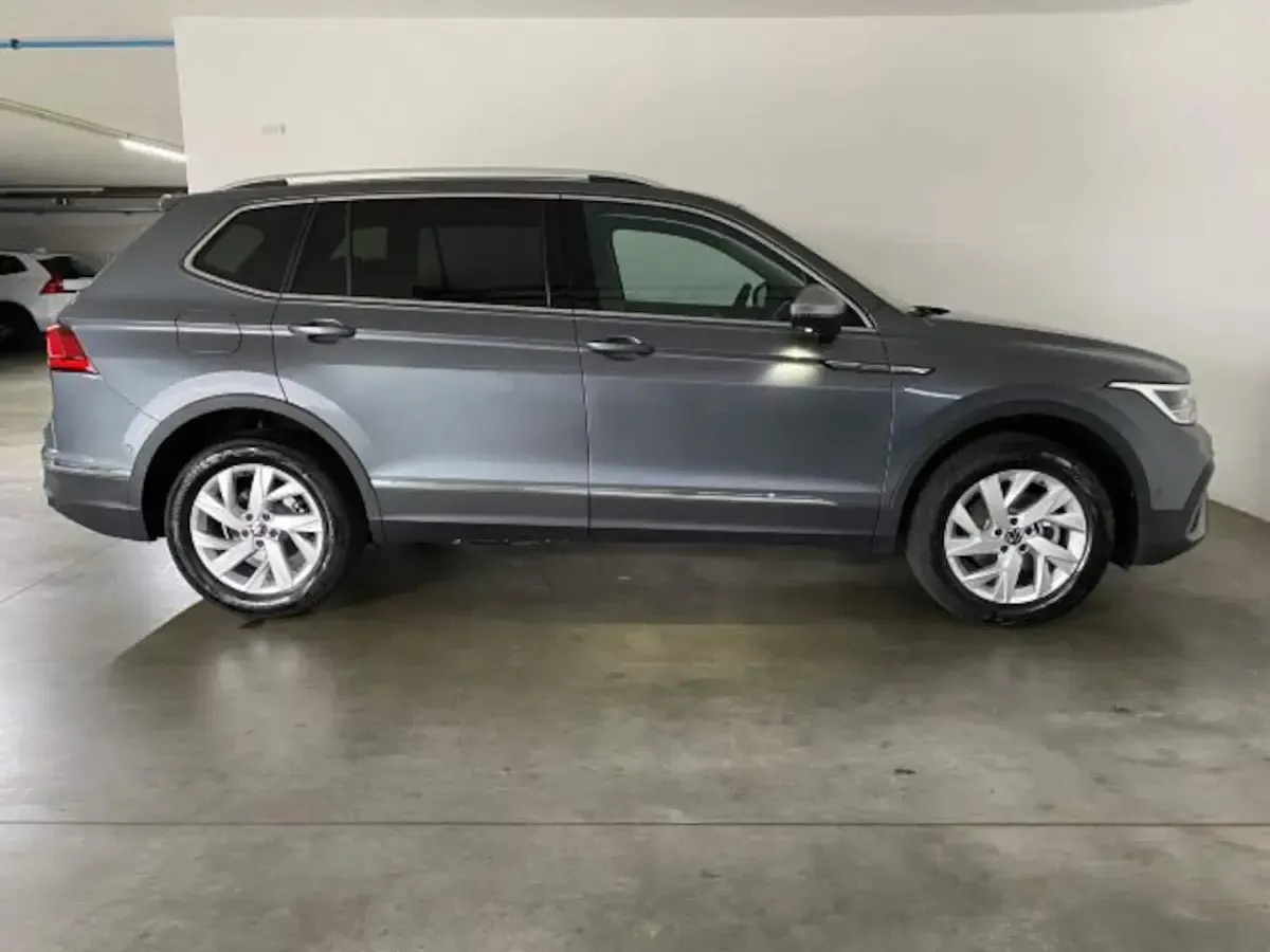 Gebraucht VW Tiguan Allspace Life 150 PS (110 kW) 2024 SUV