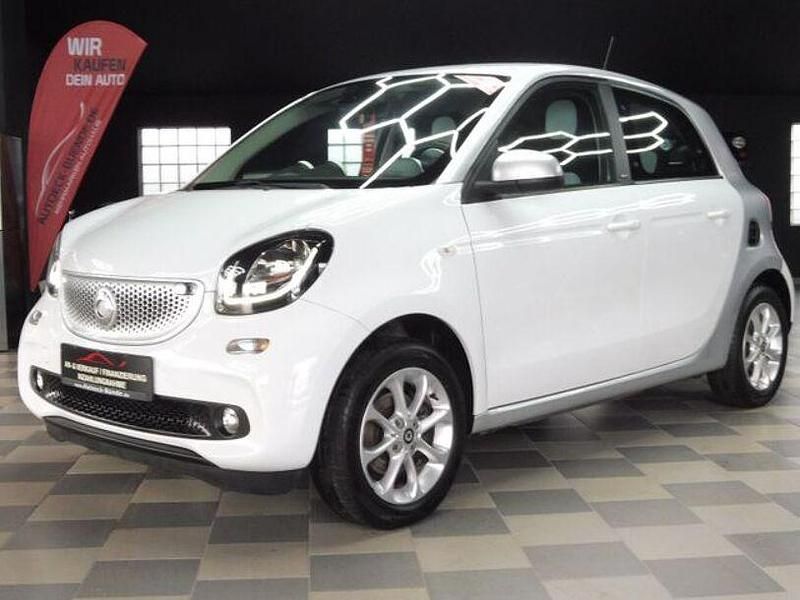Gebraucht Smart ForFour Passion 71 PS (52 kW) 2015 Weiß Kleinwagen