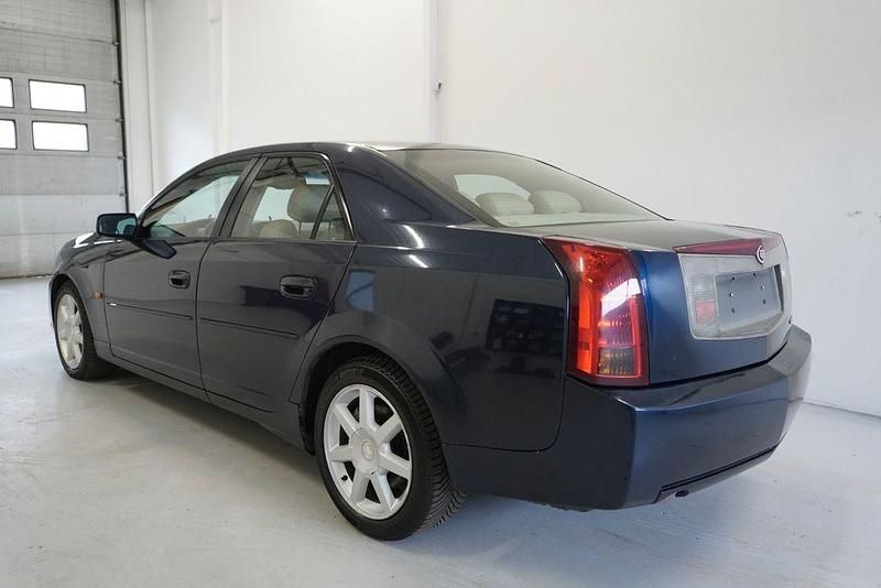 Gebraucht Cadillac CTS 218 PS (160 kW) 2004 Blau Limousine