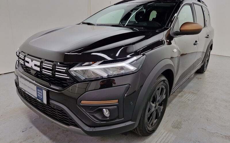 Schwarz Neu 2025 Dacia Jogger Extreme Kombi | 24.340 € (Etwas zu teuer) - Bild 1/4