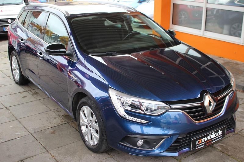 Gebraucht Renault Mégane GrandTour LIMITED 140 PS (102 kW) 2018 Blau Kombi