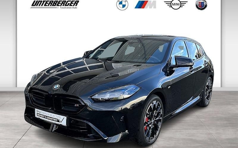 Gebraucht BMW M135 Efficient Dynamics 300 PS (220 kW) 2025 Schwarz Kleinwagen