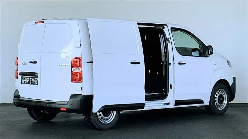 Używany Citroën Jumpy 144 KM (105 kW) 2024 Biały Minivan