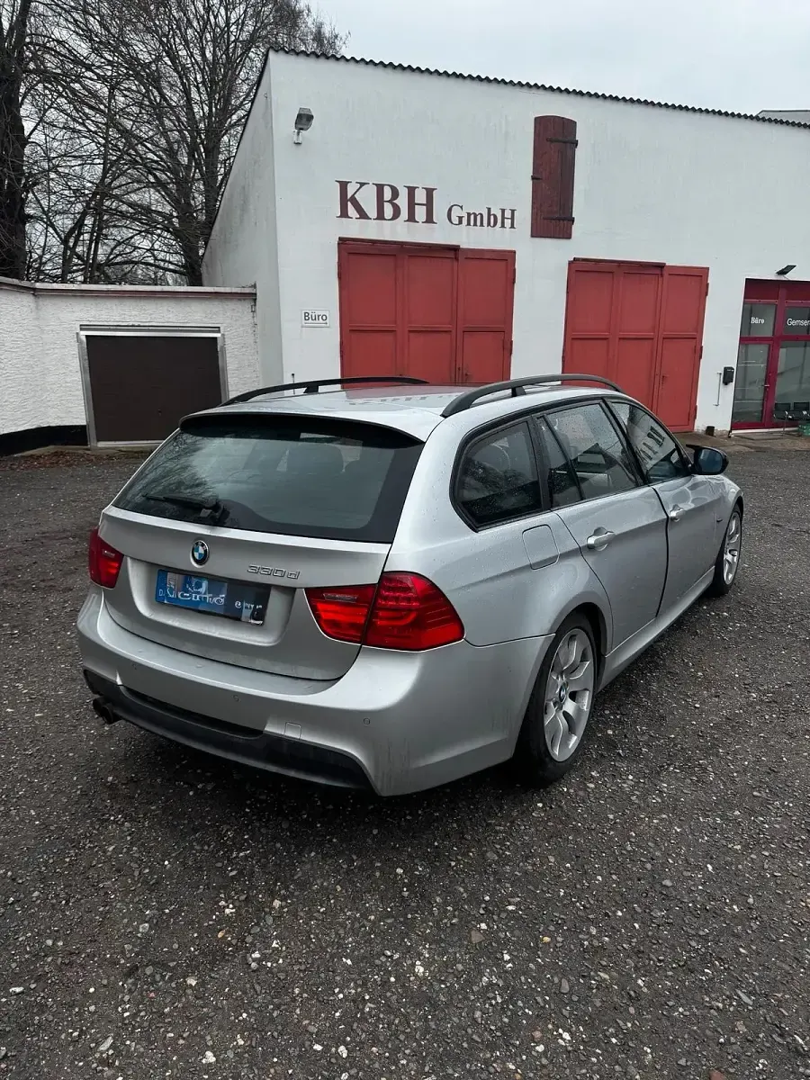 Gebraucht BMW 330 M Sport 245 PS (180 kW) 2008 Silber Kombi