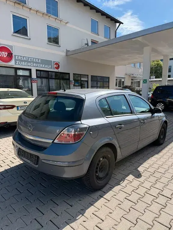 Occasion Opel Astra 90 ch (66 kW) 2007 Gris Berline