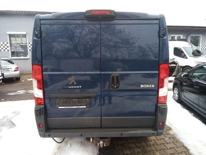 Gebraucht Peugeot Boxer Comfort 131 PS (96 kW) 2014 Blau Van