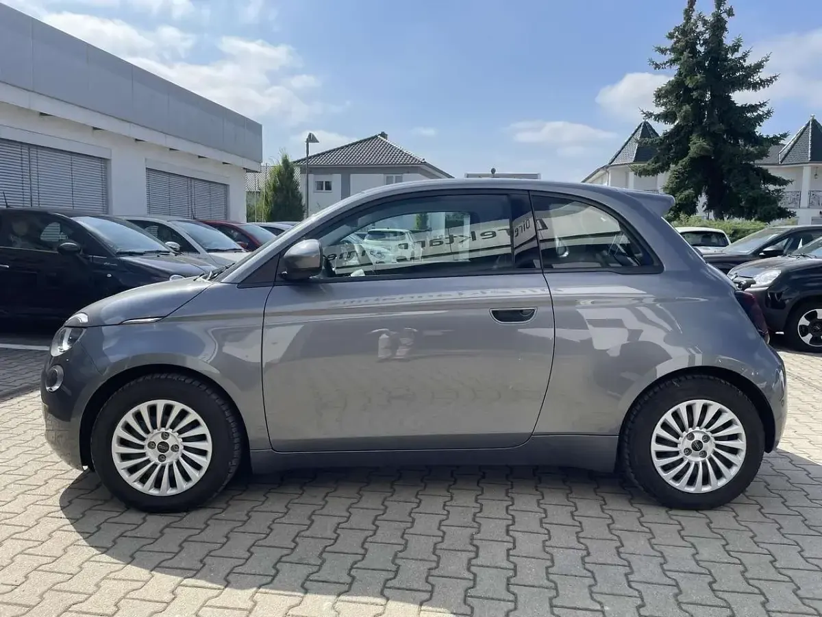 Gebraucht Fiat 500e 86 kW (118 PS) 2023 Grau Kleinwagen
