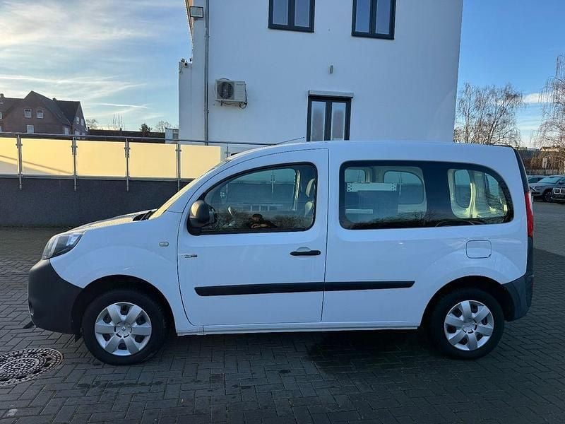 Weiß Gebraucht 2018 Renault Kangoo Van / Kleinbus | 7.900 € (Guter Preis) - Bild 1/4