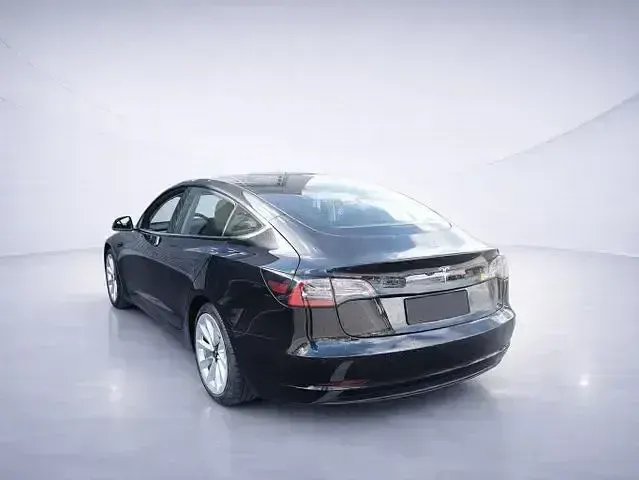 Usado Tesla Model 3 366 kW (498 CV) 2022 Negro Berlina
