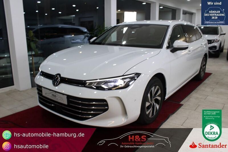 Weiss Gebraucht 2024 VW Passat Business Kombi | 32.800 € (Fairer Preis) - Bild 1/4