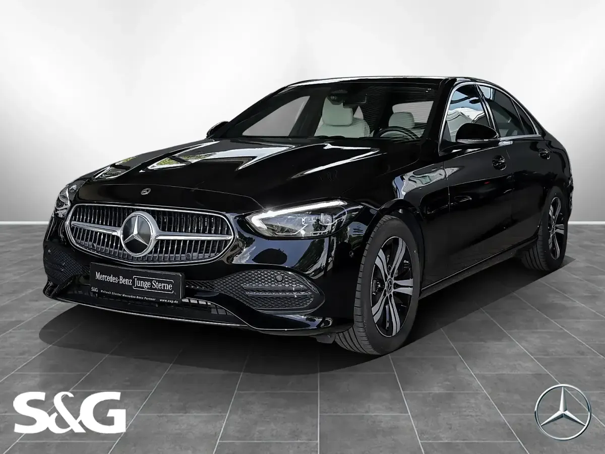 Gebraucht Mercedes C180 Avantgarde 170 PS (125 kW) 2025 Limousine