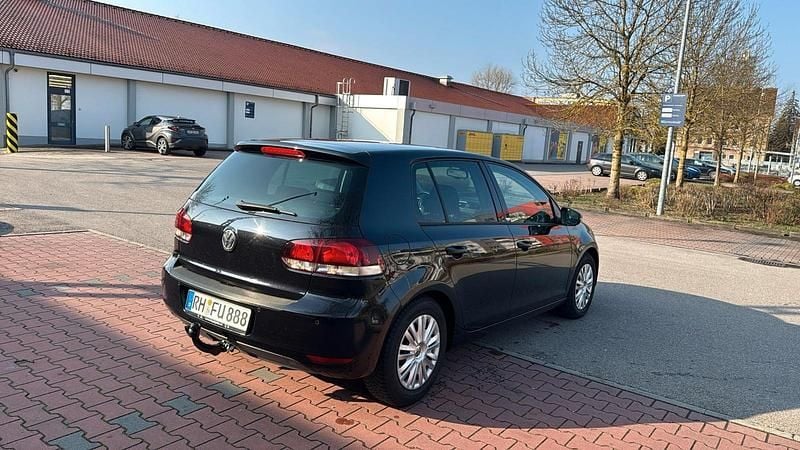 Gebraucht VW Golf VII 105 PS (77 kW) 2012 Schwarz Limousine