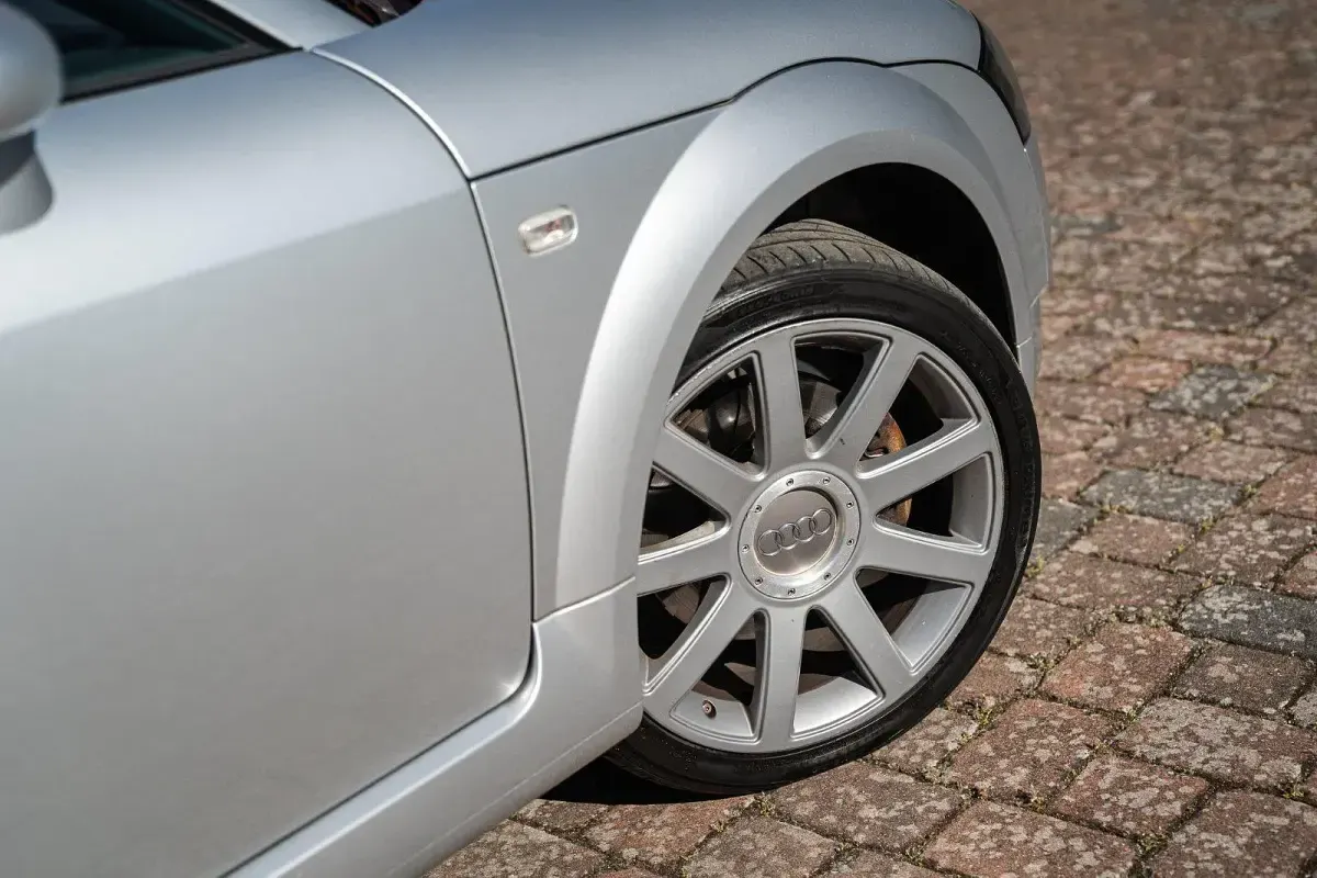 Używany Audi TT 150 KM (110 kW) 2002 Srebrny Coupe
