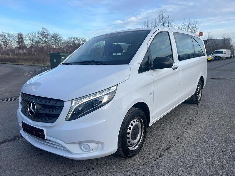 Weiß Gebraucht 2020 Mercedes Vito Van | 19.500 € - Bild 1/4