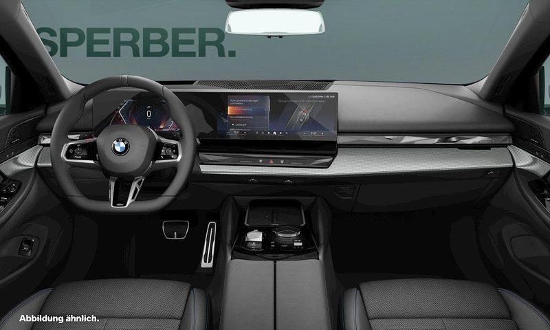 Gebraucht BMW 540 Performance 286 PS (210 kW) 2025 Grau Limousine