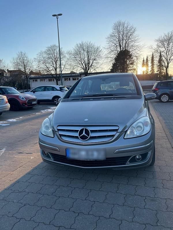 Beige Gebraucht 2007 Mercedes B200 Van / Kleinbus | 2.490 € (Superpreis) - Bild 1/4