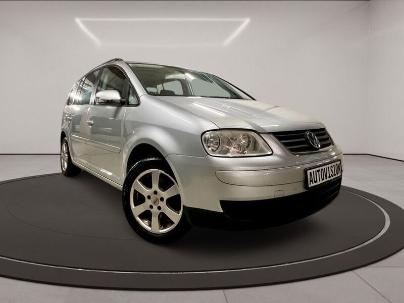 Gebraucht 2005 VW Touran Van / Kleinbus | 3.980 € (Fairer Preis) - Bild 1/4