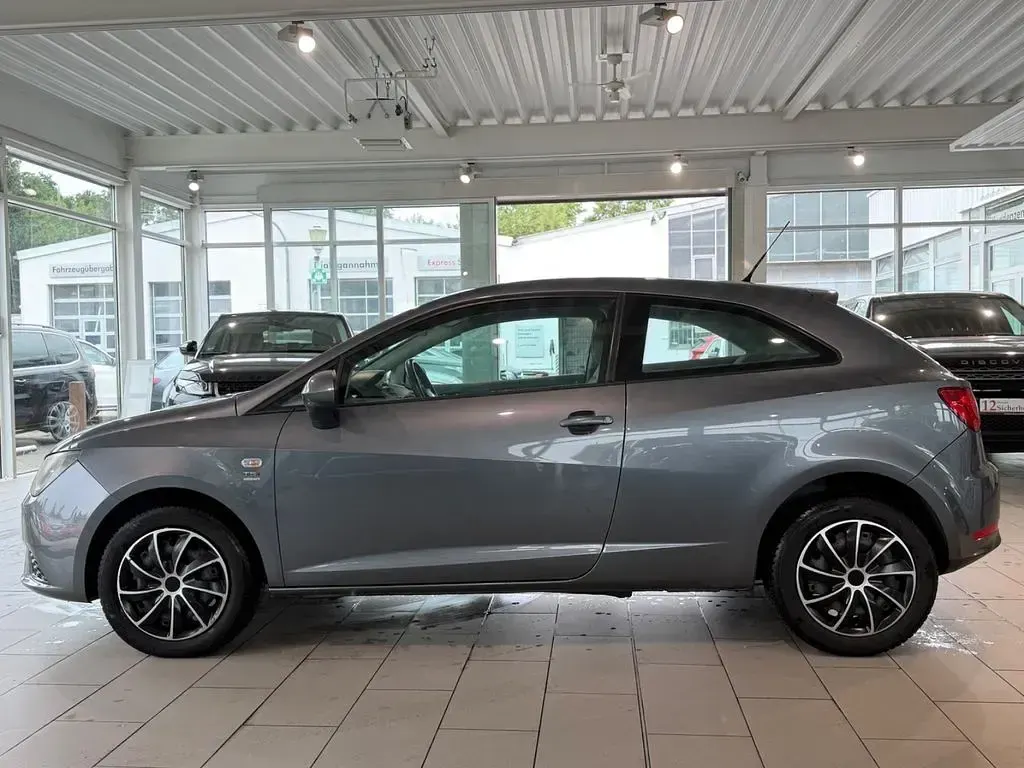 Gebraucht Seat Ibiza SC Style 105 PS (77 kW) 2012 D grau/monsungrau/pirineos gre Kleinwagen