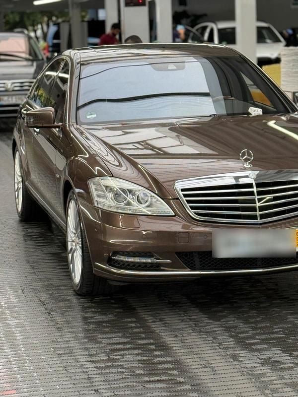 Gebraucht Mercedes S500 540 PS (397 kW) 2010 Braun Limousine