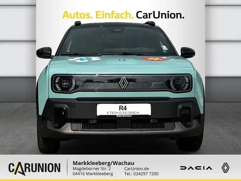 Gebraucht Renault 4 E-Tech Iconic 110 kW (150 PS) 2025 Hautsdefrancegrün, black pearlschwarz metallic SUV