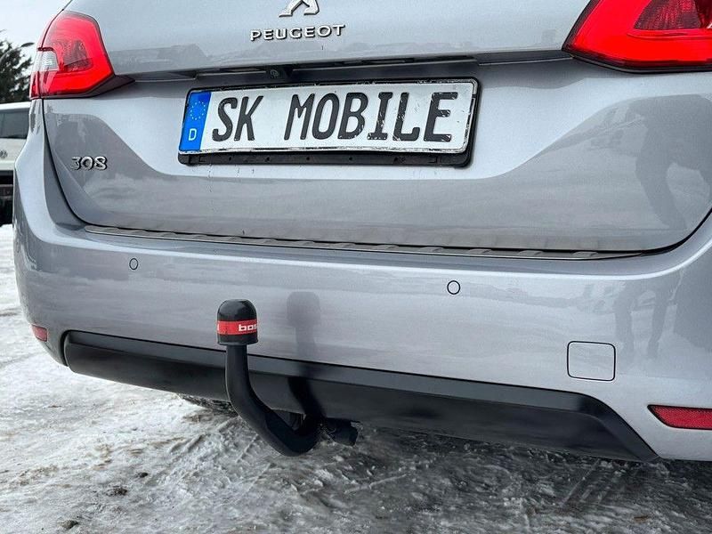 Gebraucht Peugeot 308 SW Allure 131 PS (96 kW) 2021 Grau Kombi