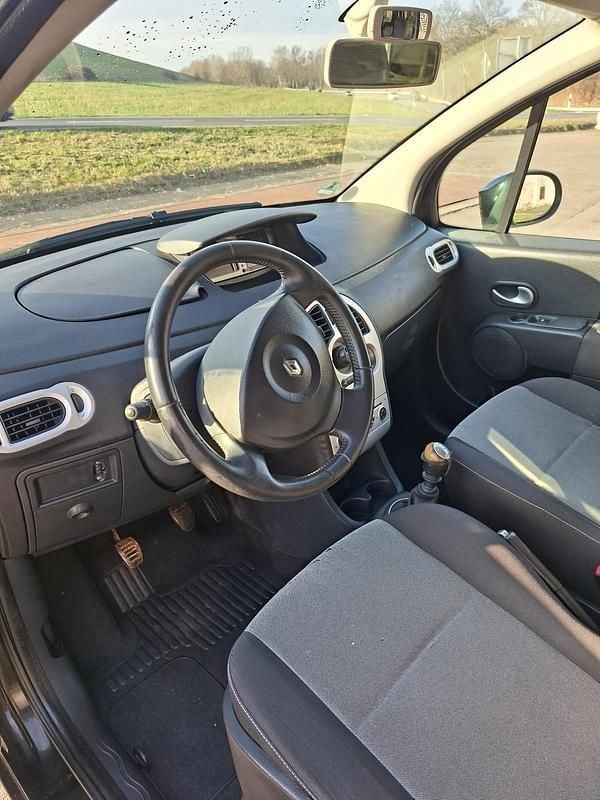 Gebraucht Renault Clio II 90 PS (66 kW) 2008 Schwarz Limousine