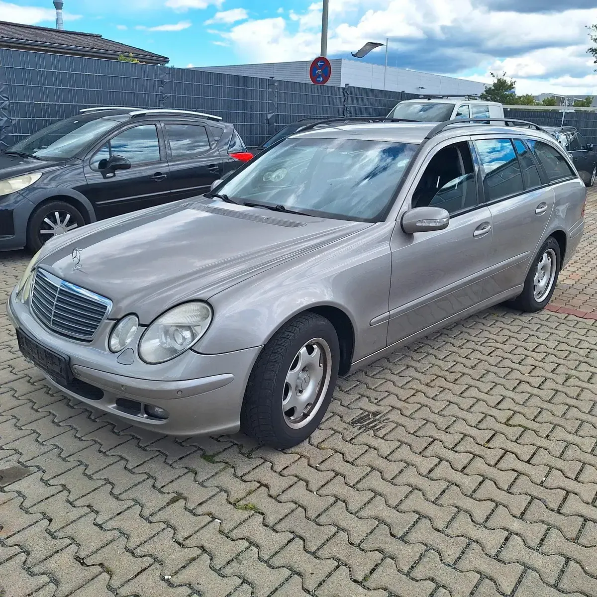 Gebraucht Mercedes E280 Classic 190 PS (139 kW) 2006 Andere farben Kombi