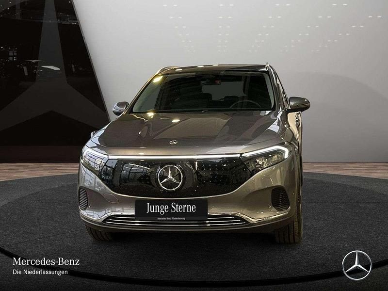 Gebraucht Mercedes EQA250 139 kW (190 PS) 2025 Mountain grau SUV