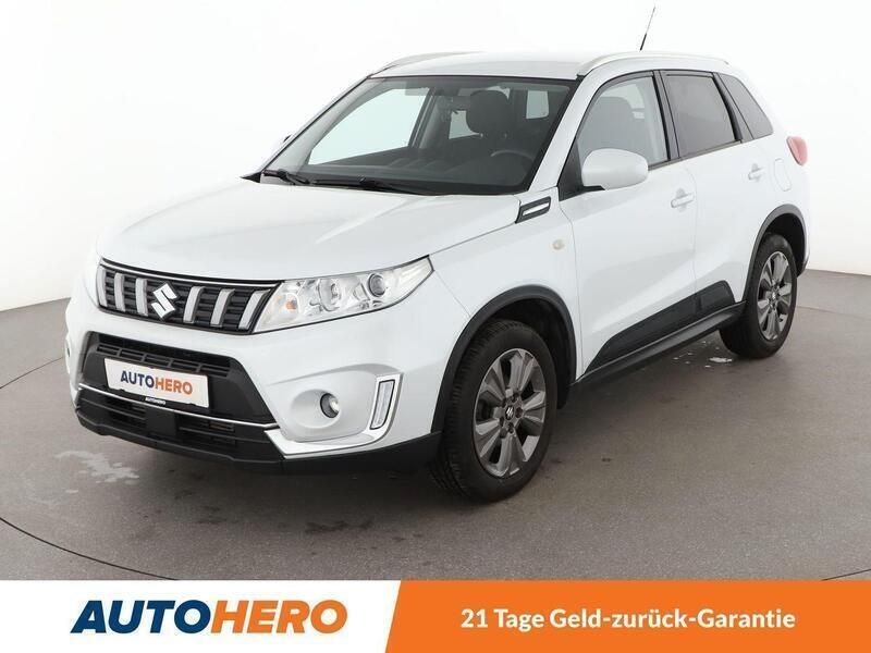 Weiß Gebraucht 2019 Suzuki Vitara SUV | 16.010 € (Superpreis) - Bild 1/3