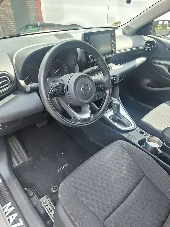 Gebraucht Mazda 2 116 PS (85 kW) 2023 Silber Kleinwagen