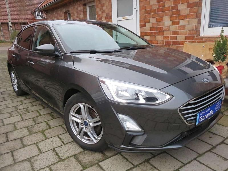 Gebraucht Ford Focus 125 PS (91 kW) 2018 Magneticgrau (metallic) Kleinwagen