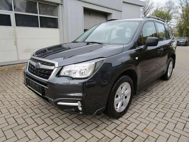 Grau Gebraucht 2018 Subaru Forester SUV | 22.990 € (Fairer Preis) - Bild 1/4
