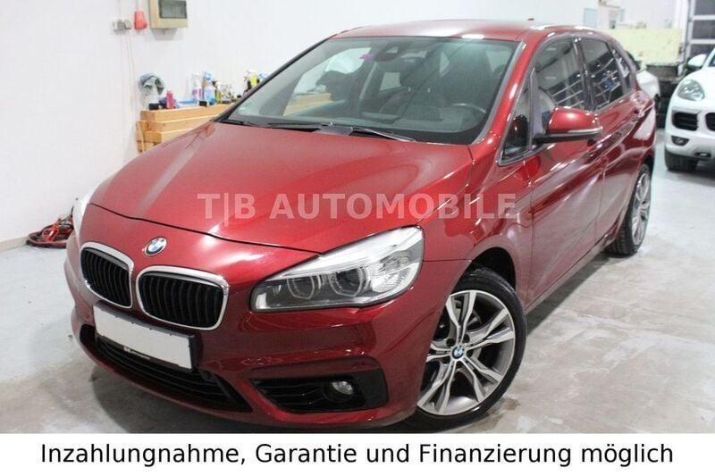 Rot Gebraucht 2015 BMW 220 Performance Van / Kleinbus | 13.490 € (Guter Preis) - Bild 1/4