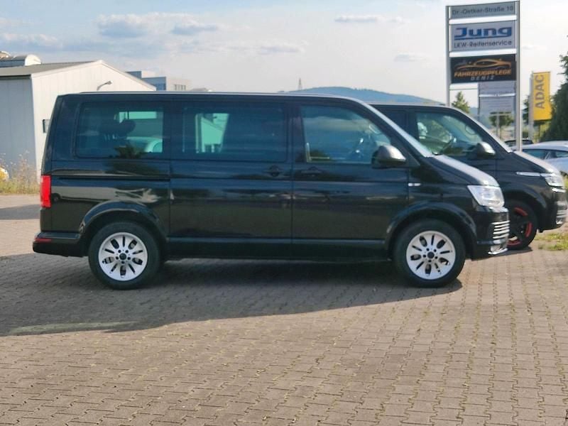 Schwarz Gebraucht 2018 VW T6 Van | 27.000 € (Teuer) - Bild 1/4