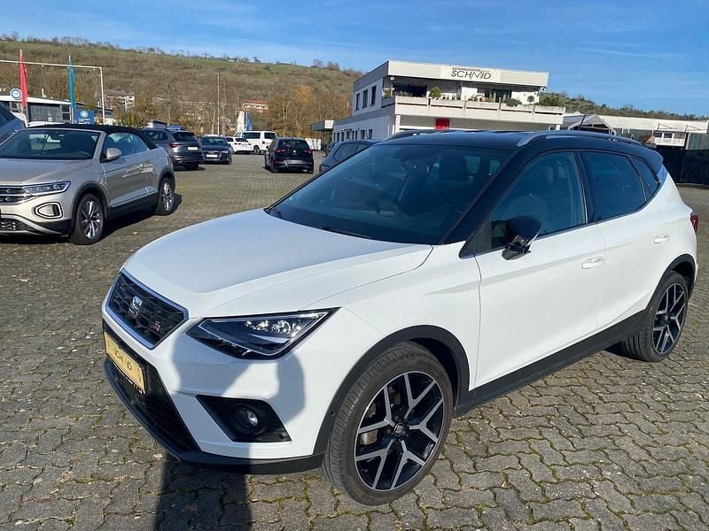 "nevada" weiss Gebraucht 2020 Seat Arona FR SUV | 18.380 € (Guter Preis) - Bild 1/4