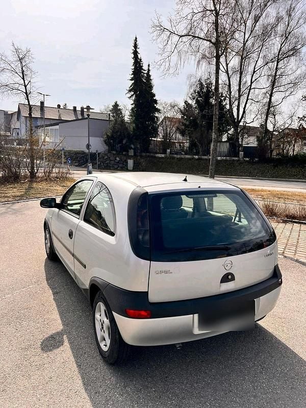 Gebraucht Opel Corsa 60 PS (44 kW) 2000 Grau Coupé