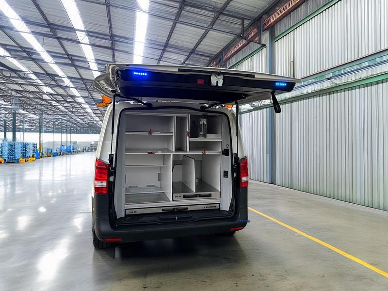 Gebraucht Mercedes Vito 190 PS (139 kW) 2016 Weiß Van