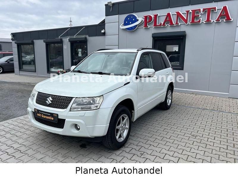 Gebraucht Suzuki Grand Vitara 169 PS (124 kW) 2012 Weiß SUV