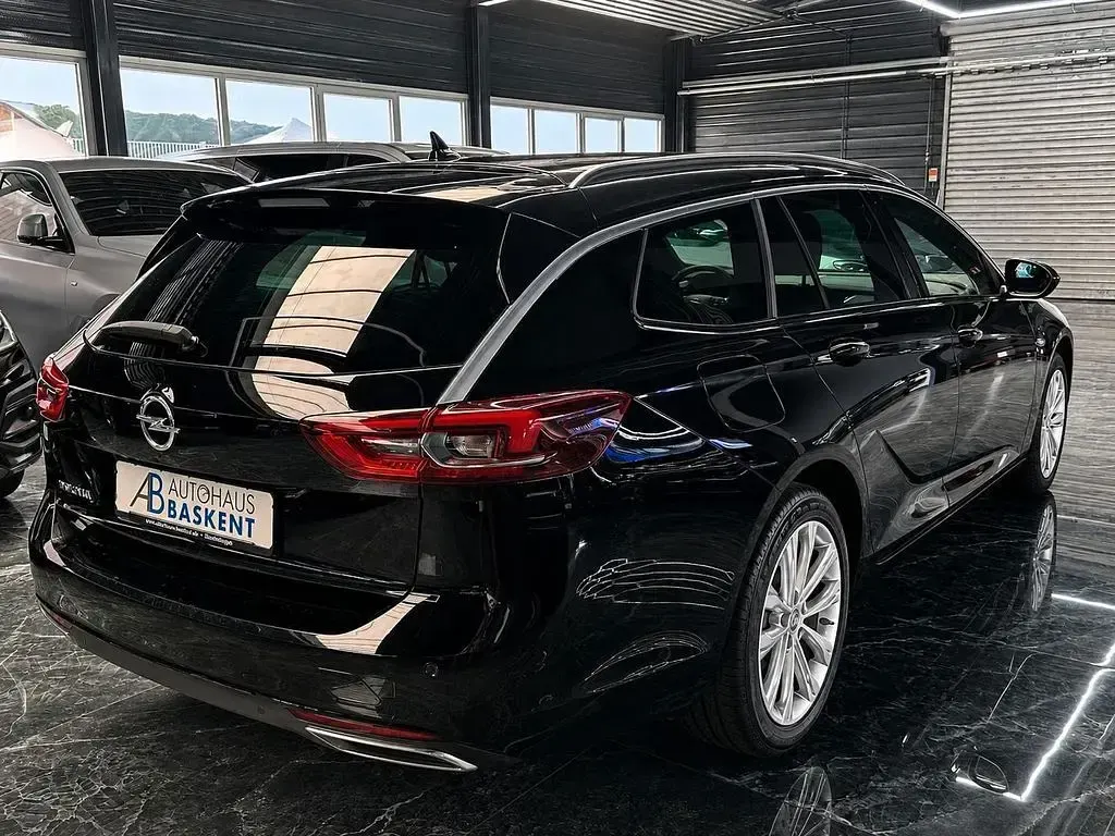 Gebraucht Opel Insignia Business 174 PS (127 kW) 2022 Schwarz Kombi