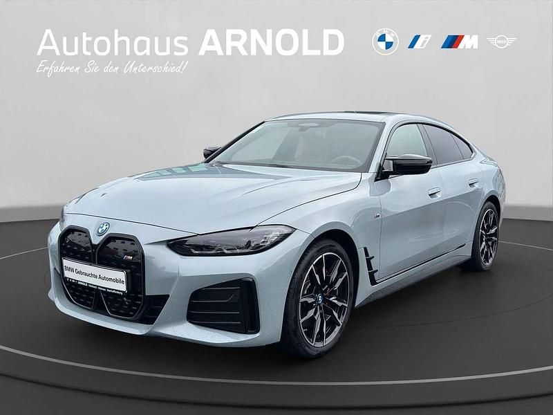 M brooklyn grau Gebraucht 2022 BMW i4 M Sport Limousine | 46.910 € (Fairer Preis) - Bild 1/4