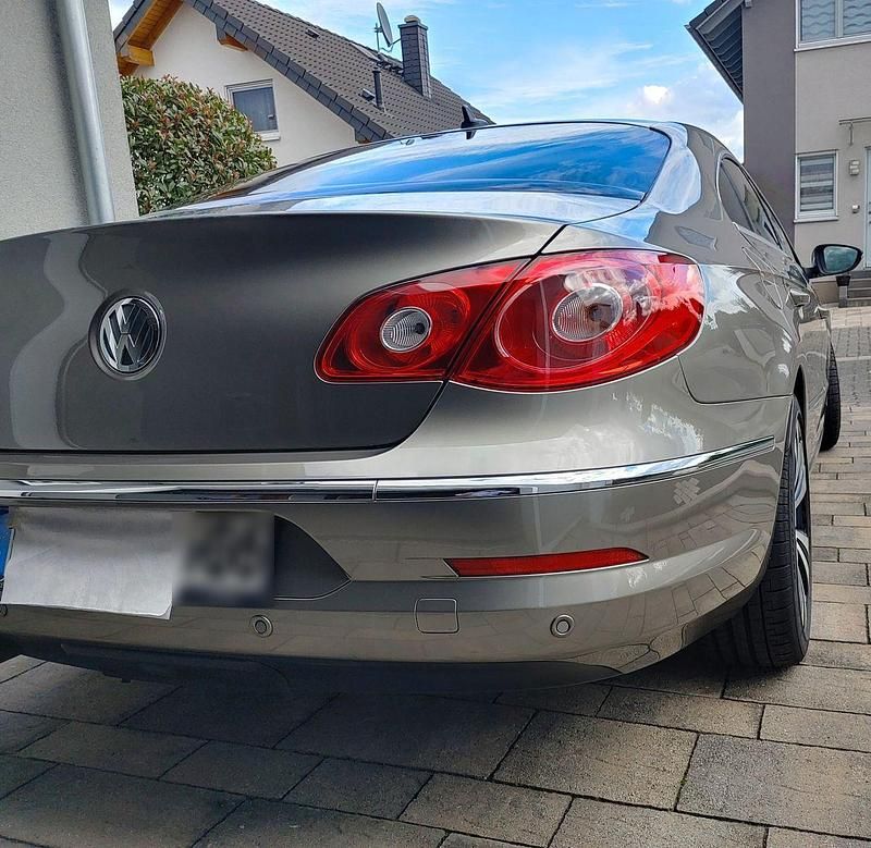 Gebraucht VW Passat 160 PS (117 kW) 2010 Braun Coupé