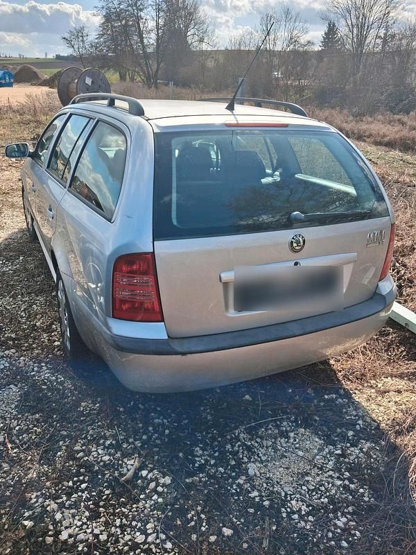 Gebraucht Skoda Octavia 116 PS (85 kW) 2002 Silber Kombi