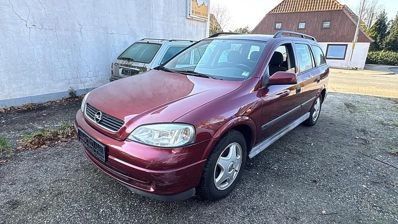 Gebraucht Opel Astra 116 PS (85 kW) 1998 Rot Kombi