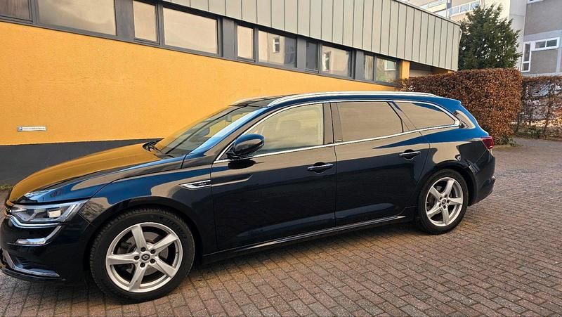 Gebraucht Renault Talisman Bose Edition 160 PS (117 kW) 2017 Schwarz Kombi