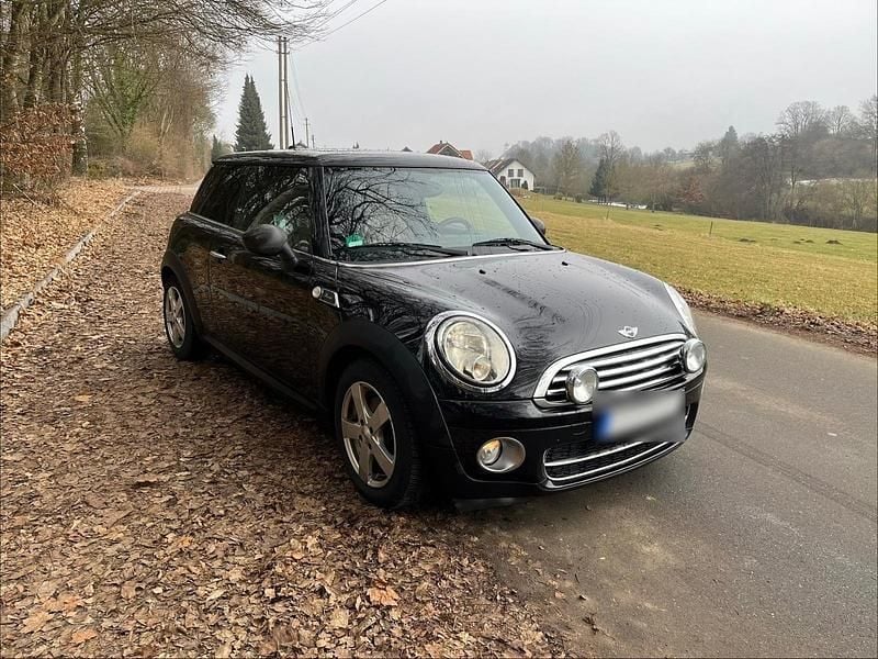 Gebraucht Mini Cooper D 109 PS (80 kW) 2010 Schwarz Kleinwagen