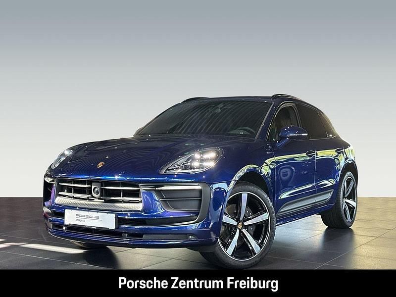 Blau Gebraucht 2024 Porsche Macan SUV | 81.490 € (Fairer Preis) - Bild 1/4