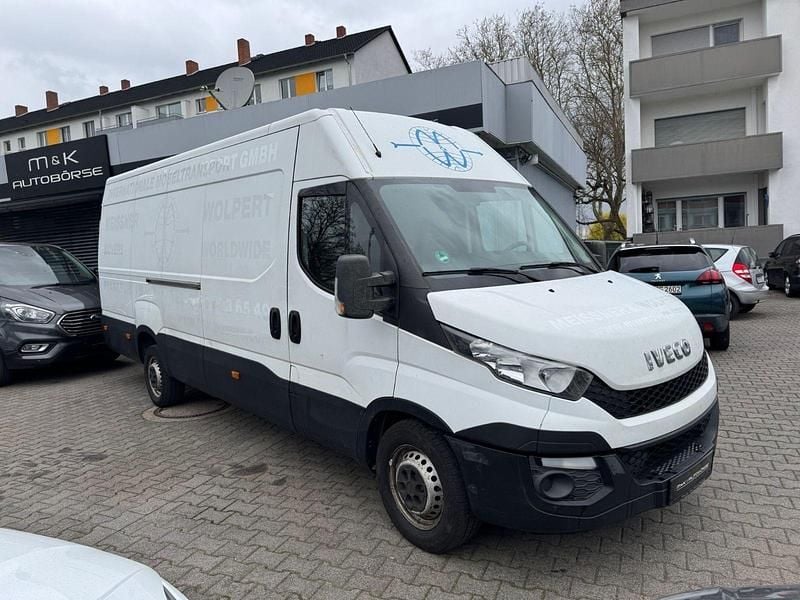 Gebraucht Iveco Daily 156 PS (114 kW) 2015 Weiß Van / Kleinbus